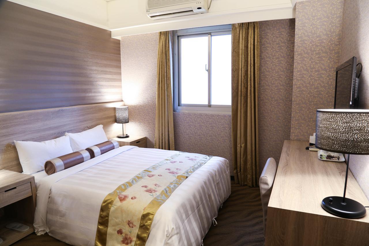 Unique Hotel Città di Hualien Esterno foto