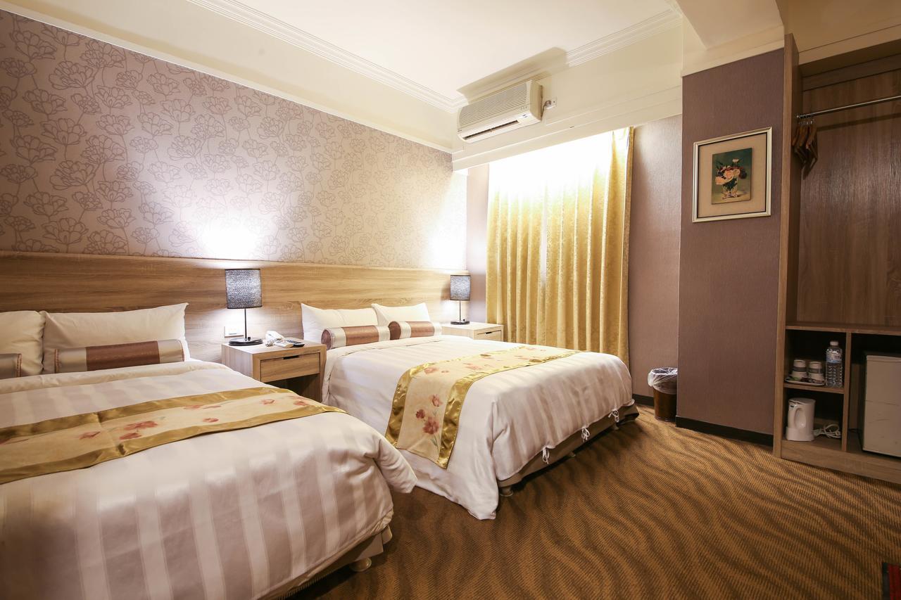 Unique Hotel Città di Hualien Esterno foto