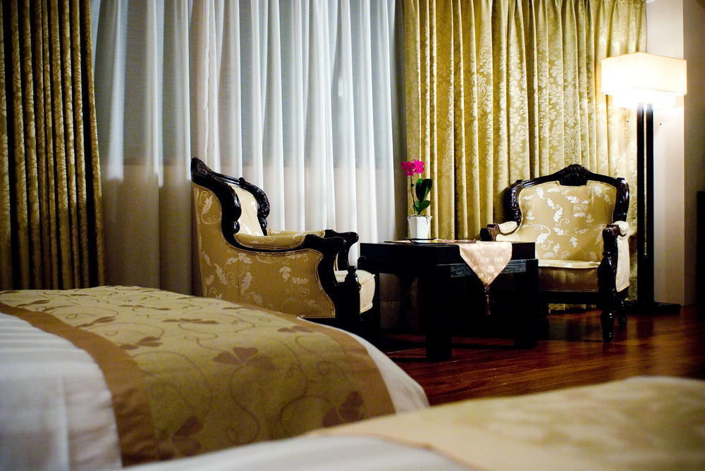 Unique Hotel Città di Hualien Esterno foto