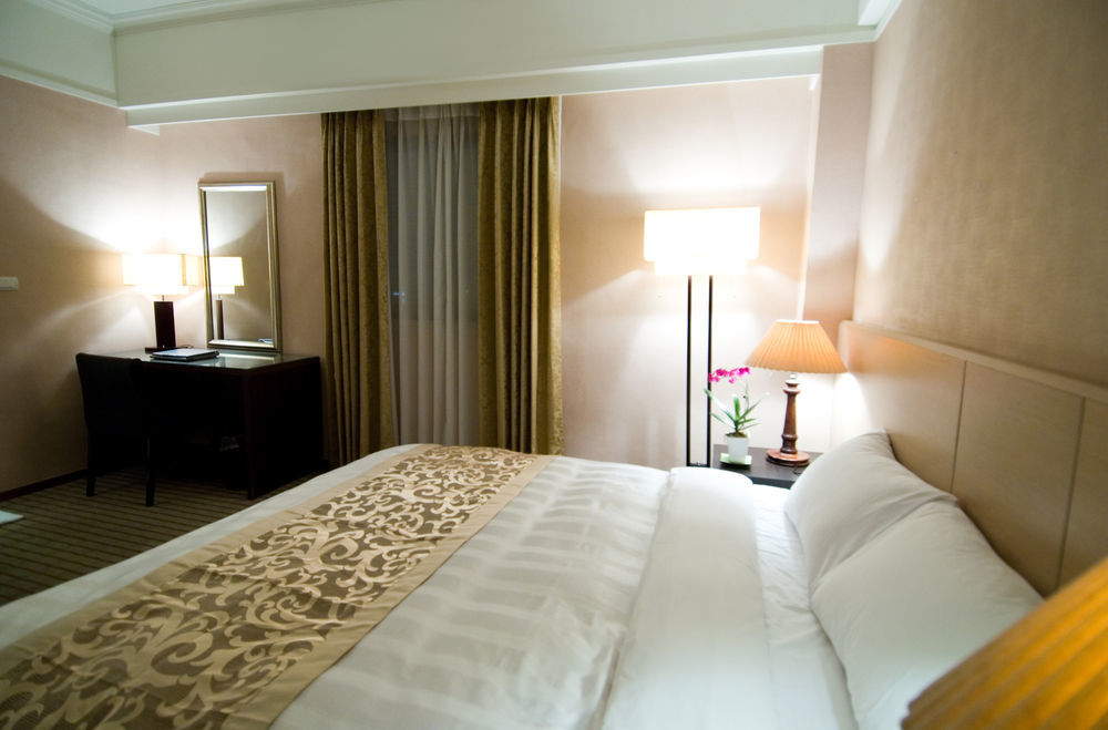 Unique Hotel Città di Hualien Esterno foto