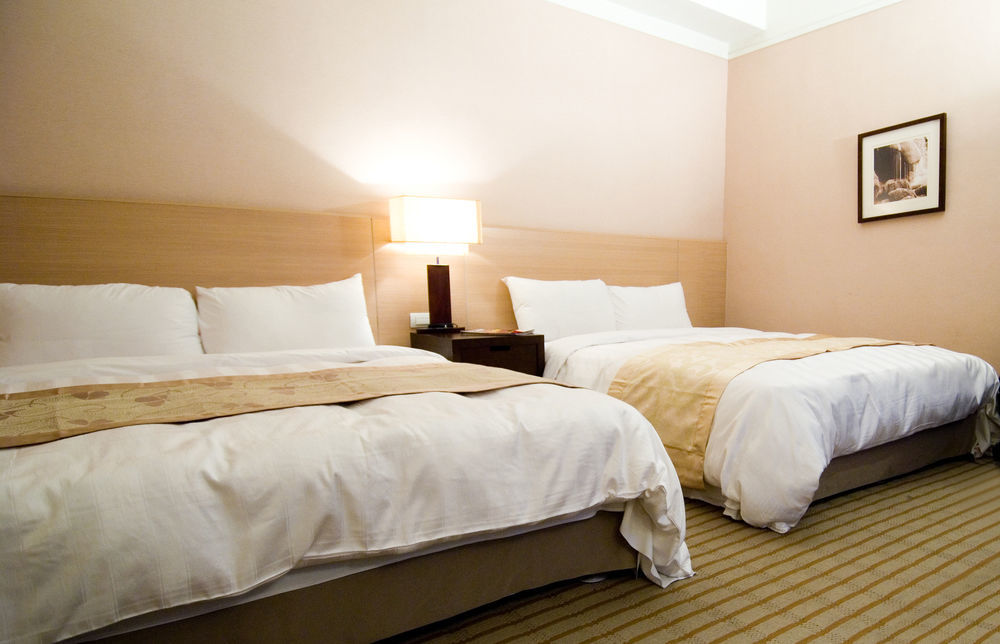 Unique Hotel Città di Hualien Esterno foto